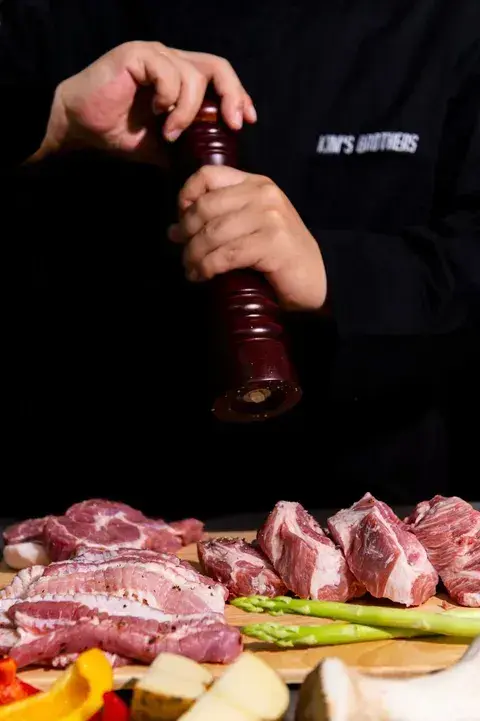 Kim Hyungje's Philosophy of Meat in Seomyeon