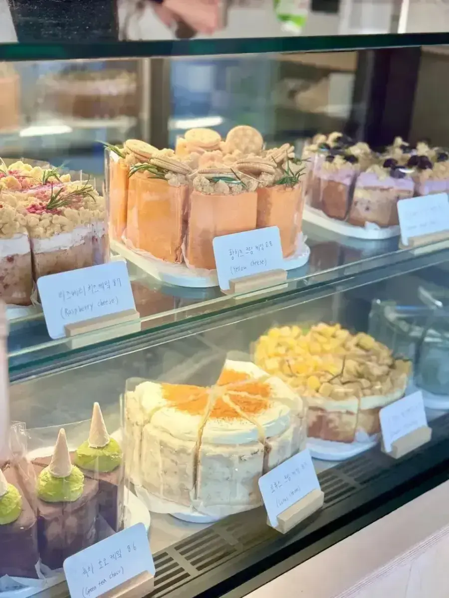 Cafe Biblack in Yeongdo